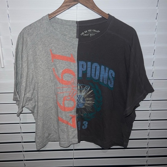 AEROPOSTALE “THE OG” TEE COLLECTION SPORTS SPLICED CROPPED BOYFRIEND TEE//SZ XS - Picture 2 of 5